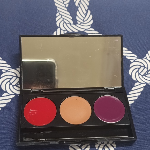 Lovisco Lip Palette - Picture 1 of 4